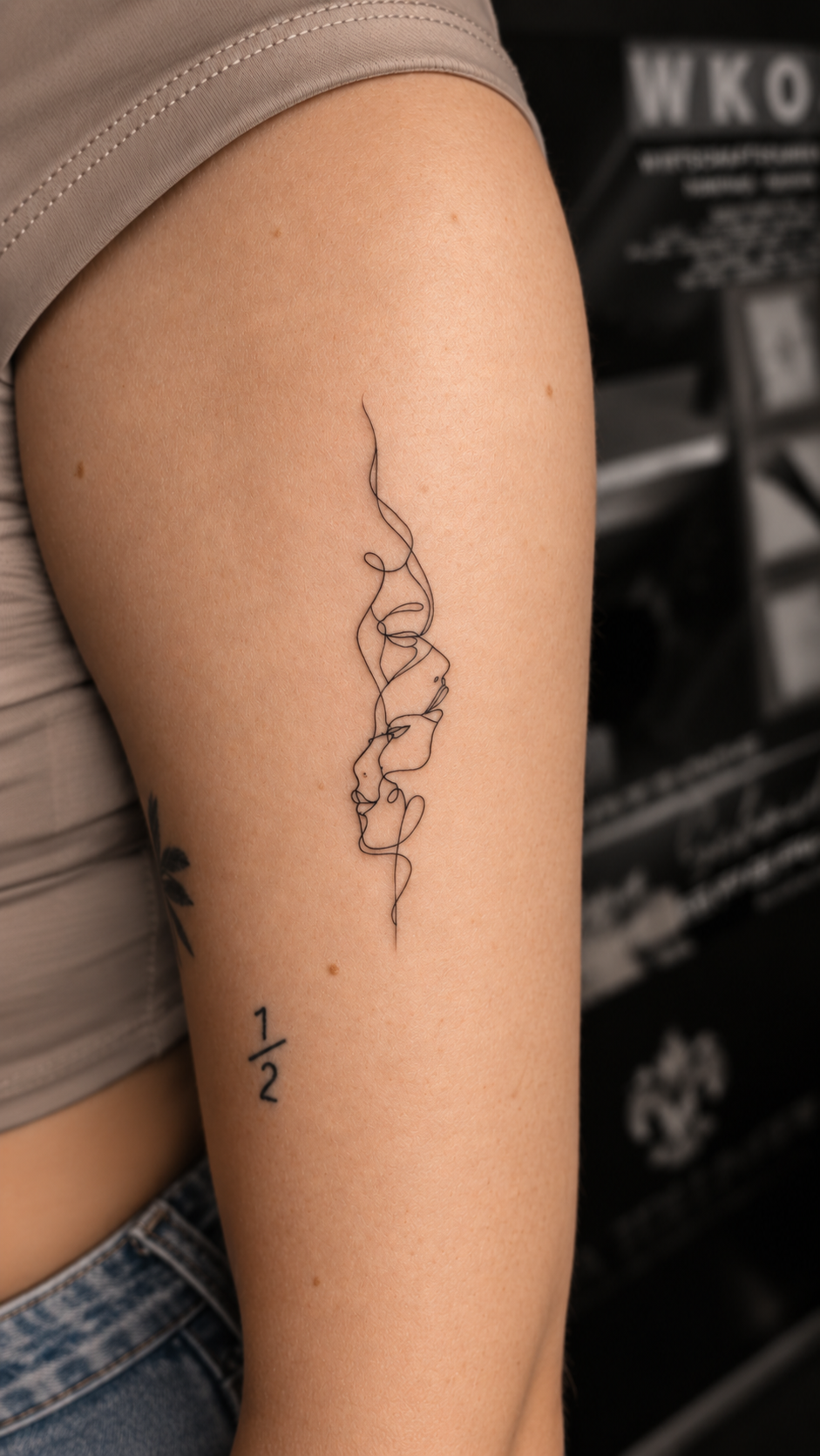 Fineline Tattoo